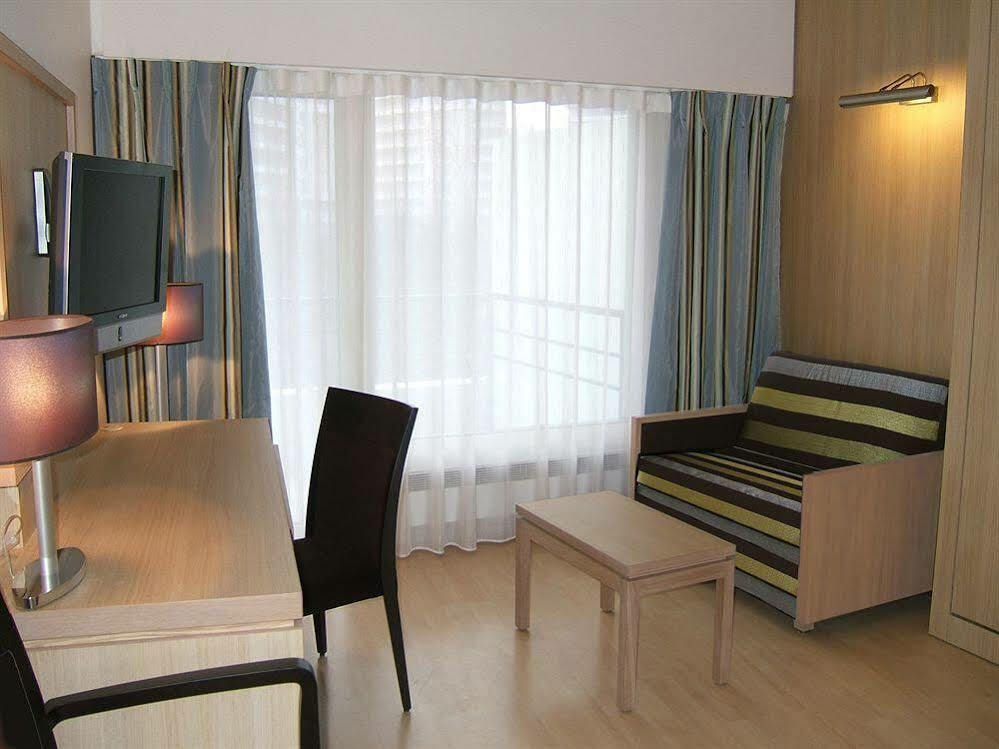 Residhome Paris-Massy Exterior photo
